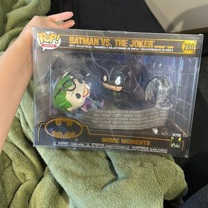 Batman vs the joker movie moments funko wit protective case